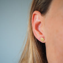 Lade das Bild in den Galerie-Viewer, Geschenkset Golden (Ohrstecker & Familienkette mit 750er Gold vergoldet)