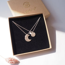 Lade das Bild in den Galerie-Viewer, Geschenkset Mutter Tochter Kette Moon &amp; Sun
